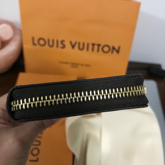 LV Clemence Wallet - Picture 5 of 12